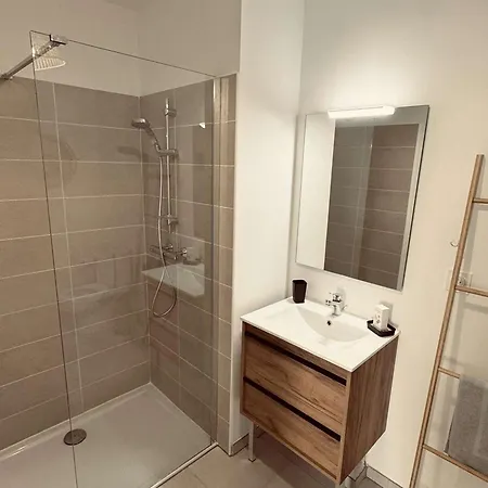 Avec Jardin Et Piscine - 4 Pers. - Fr-1-900-11 Apartment
